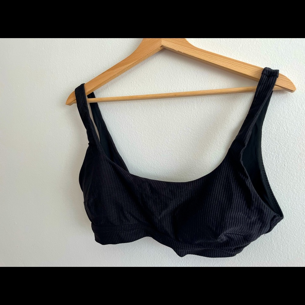 Black Ribbed Low Back Bikini Top